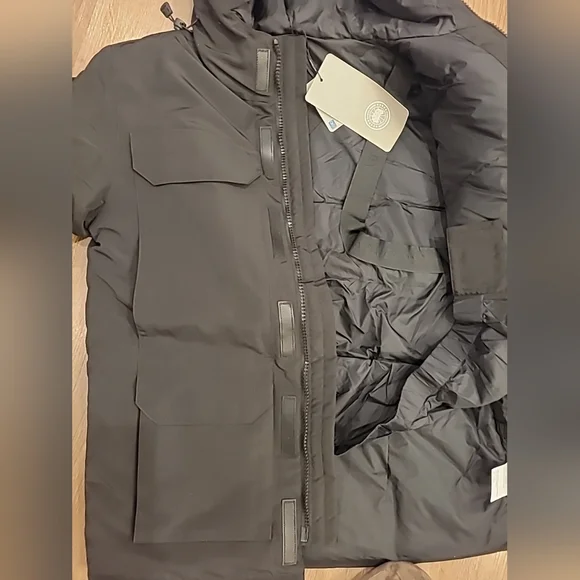 Canada Goose XXL Black Expedition Parka Fusion Fit Heritage WITH TAGS Coyote Fur - Picture 10 of 16